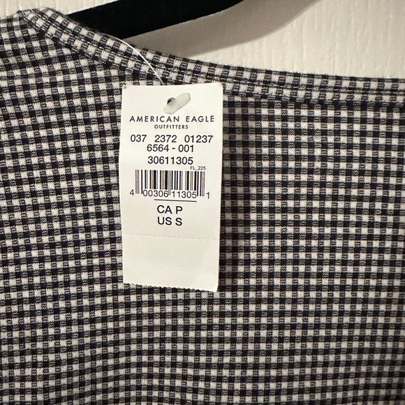 American Eagle Black and White Checkered T-Shirt (Size Small) - Picture 2 of 4